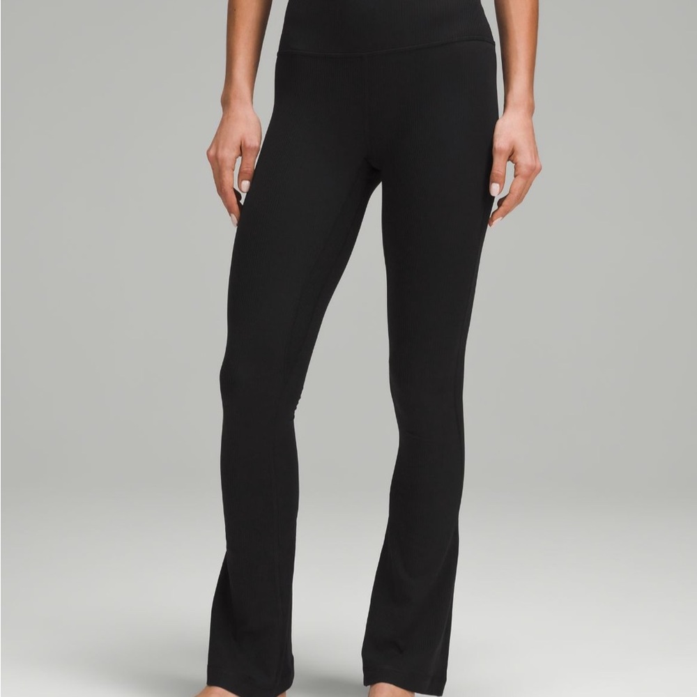 lululemon Align™ High-Rise
Ribbed Mini-Flare Pant Extra
Short Size 8
